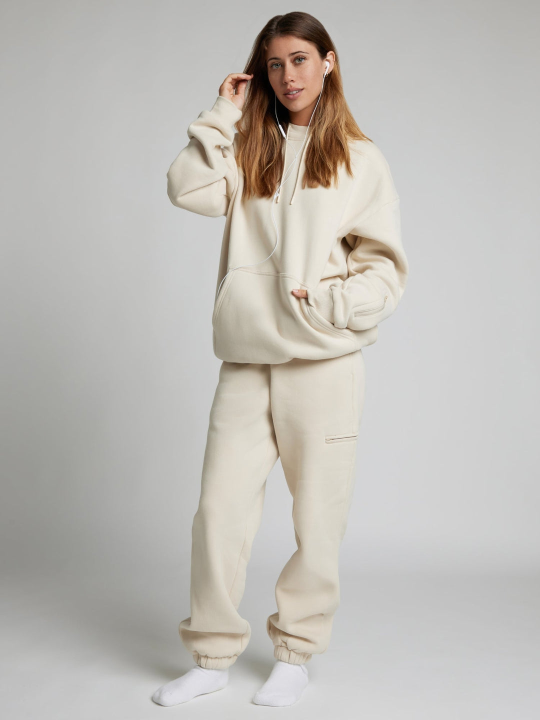 Stilla | Cozy Travel Hoodie med Flytilstand Grafisk