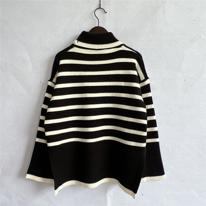 Stilla | Turtleneck Flare Sleeve Sweater