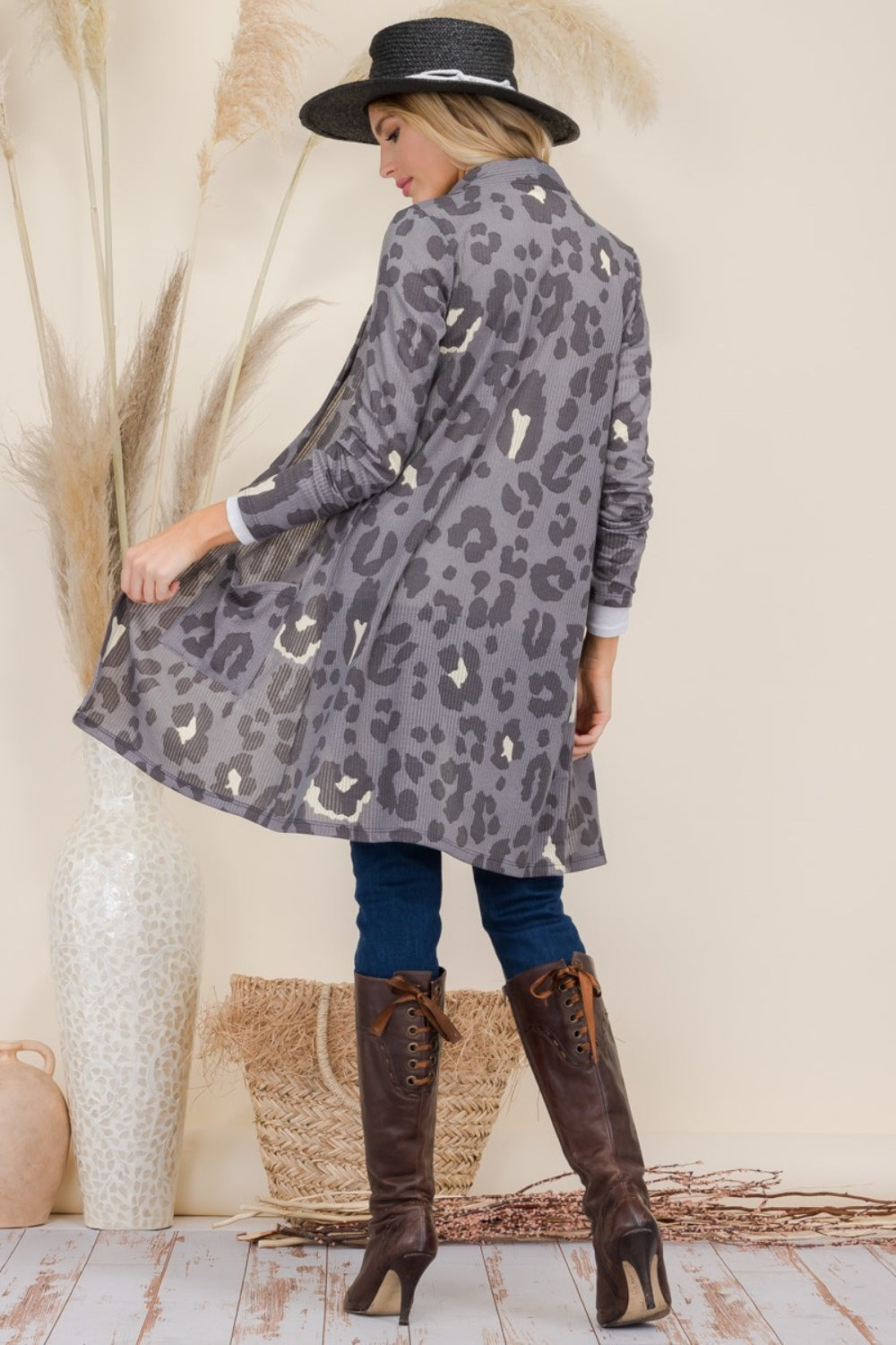 Stilla | Full Size Leopard Åben Front Kontrast Cardigan