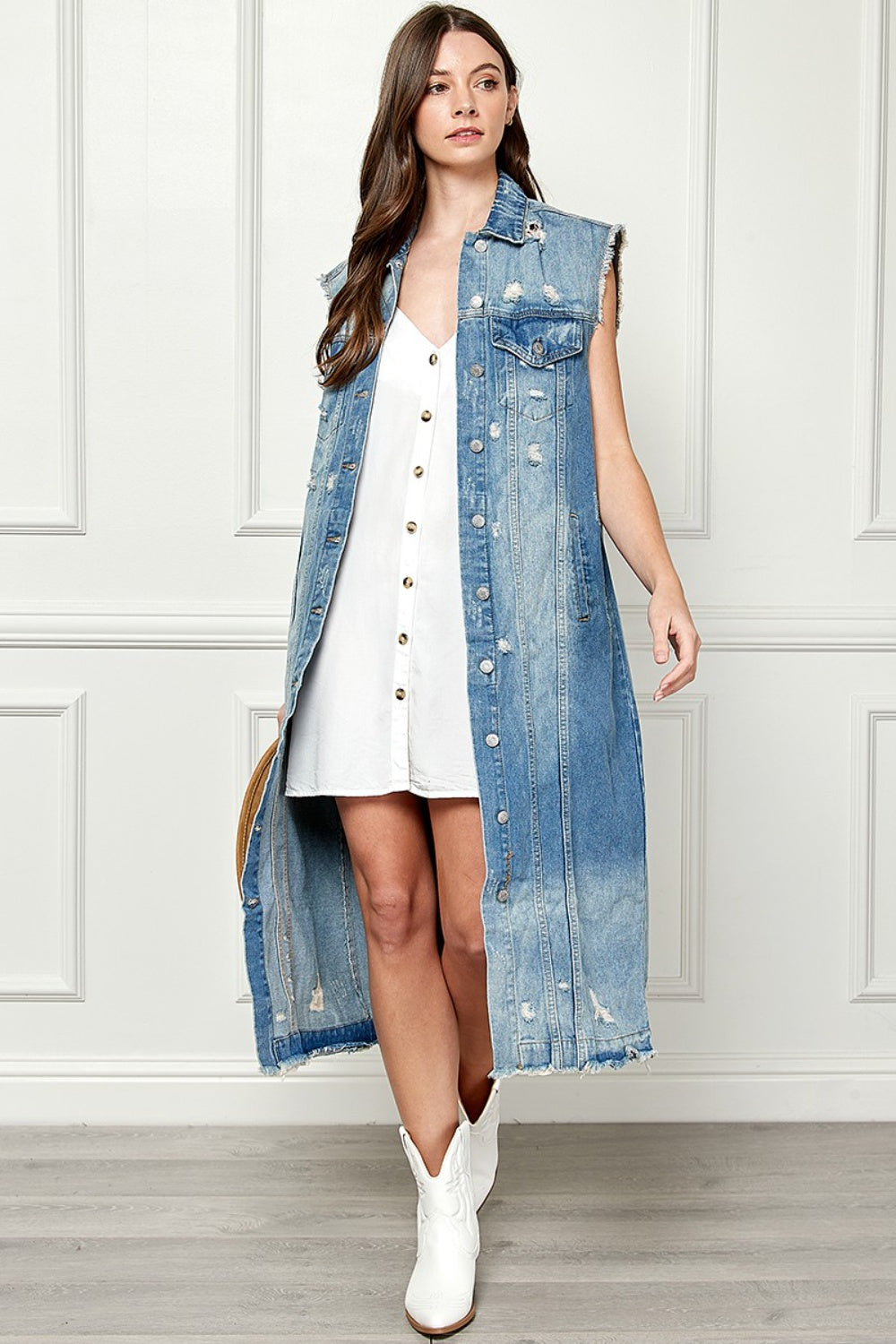 Stilla | Full Size Distressed Uden Ærmer Longline Denim Jakke