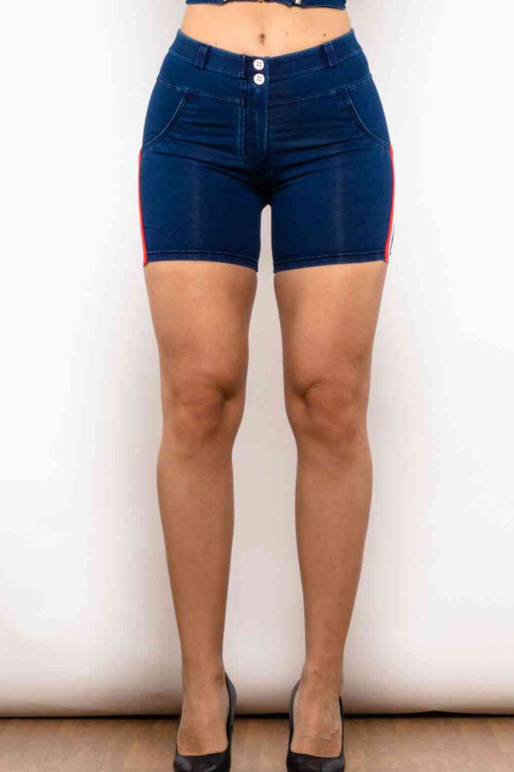 Stilla | Størrelse Side Stribe Knappet Denim Shorts