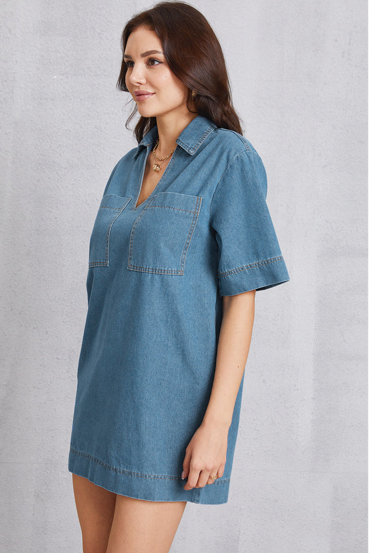 Stilla | Krave Hals Mini Denim Kjole
