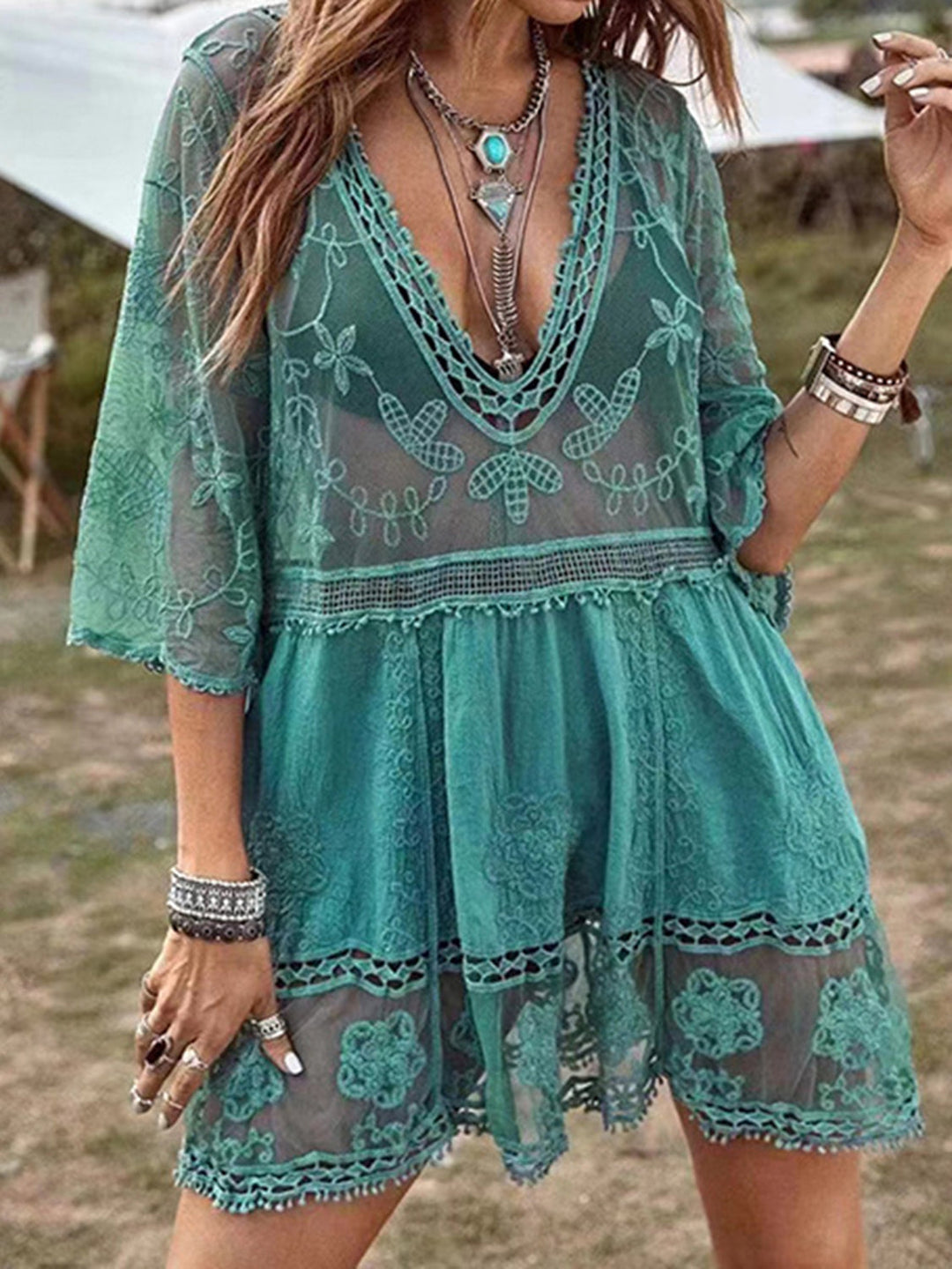 Stilla | Detalje Plunge Cover-up Kjole
