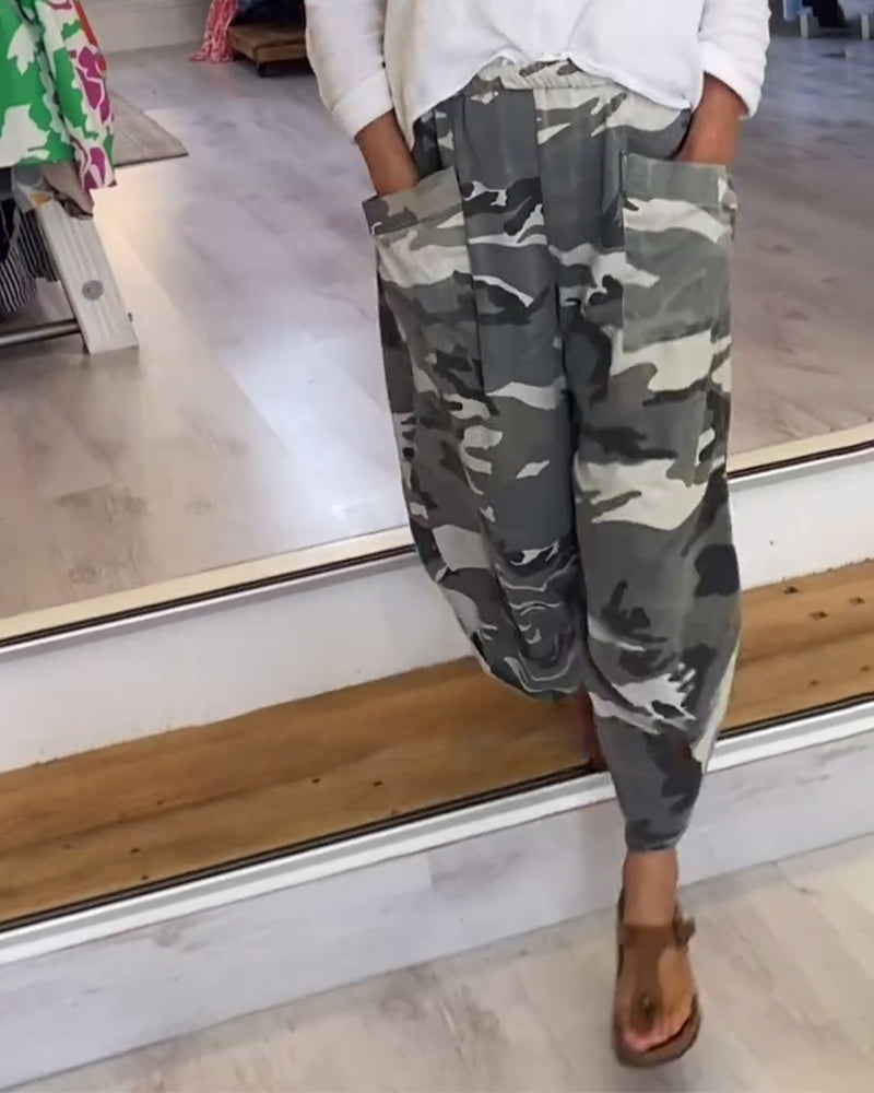 Stilla | Bukser med camouflageprint og lomme