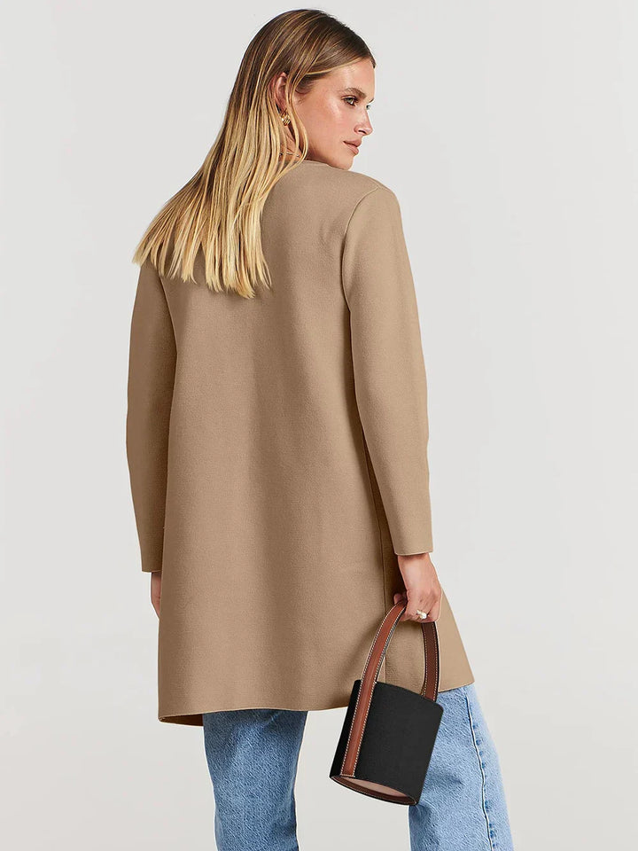 Stilla | Frakke Løs Skæring Knælængde Bred Revers Minimalistisk Design