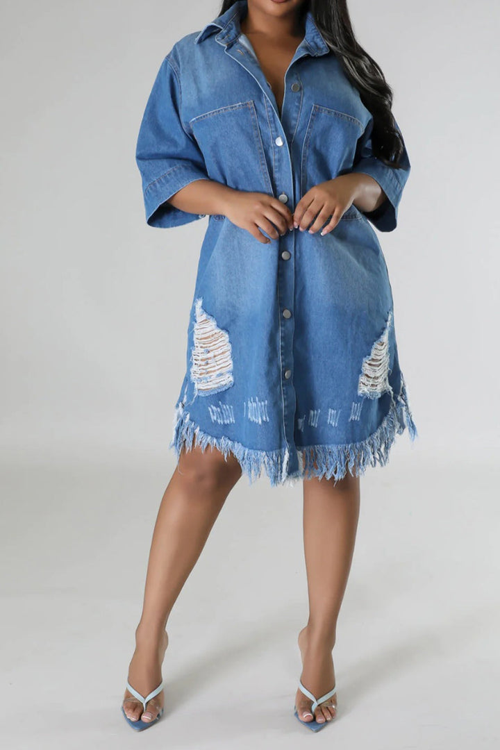 Stilla | Raw Hem Button Up Denim Kjole