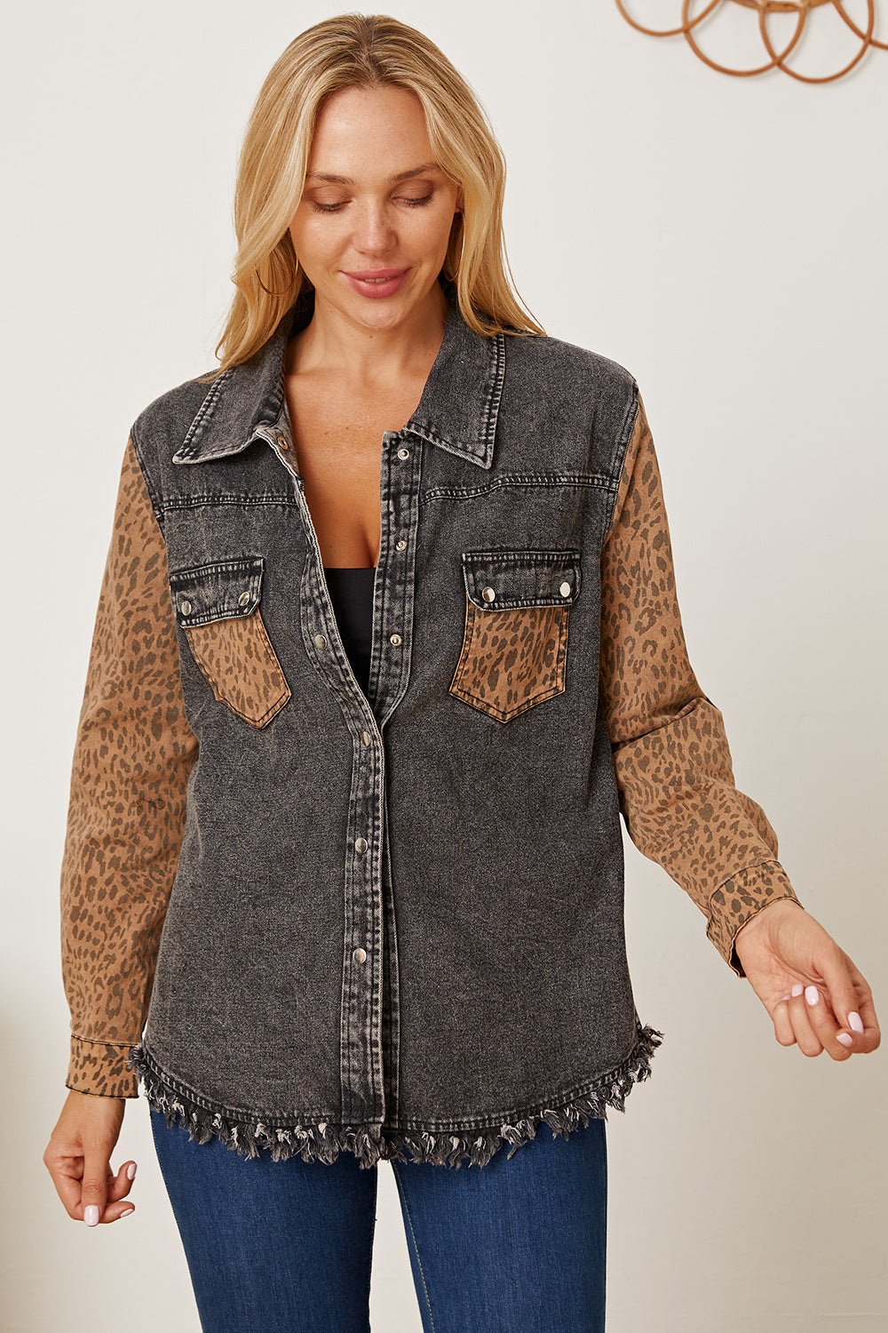 Stilla | Raw Hem Pocketed Denim Jakke