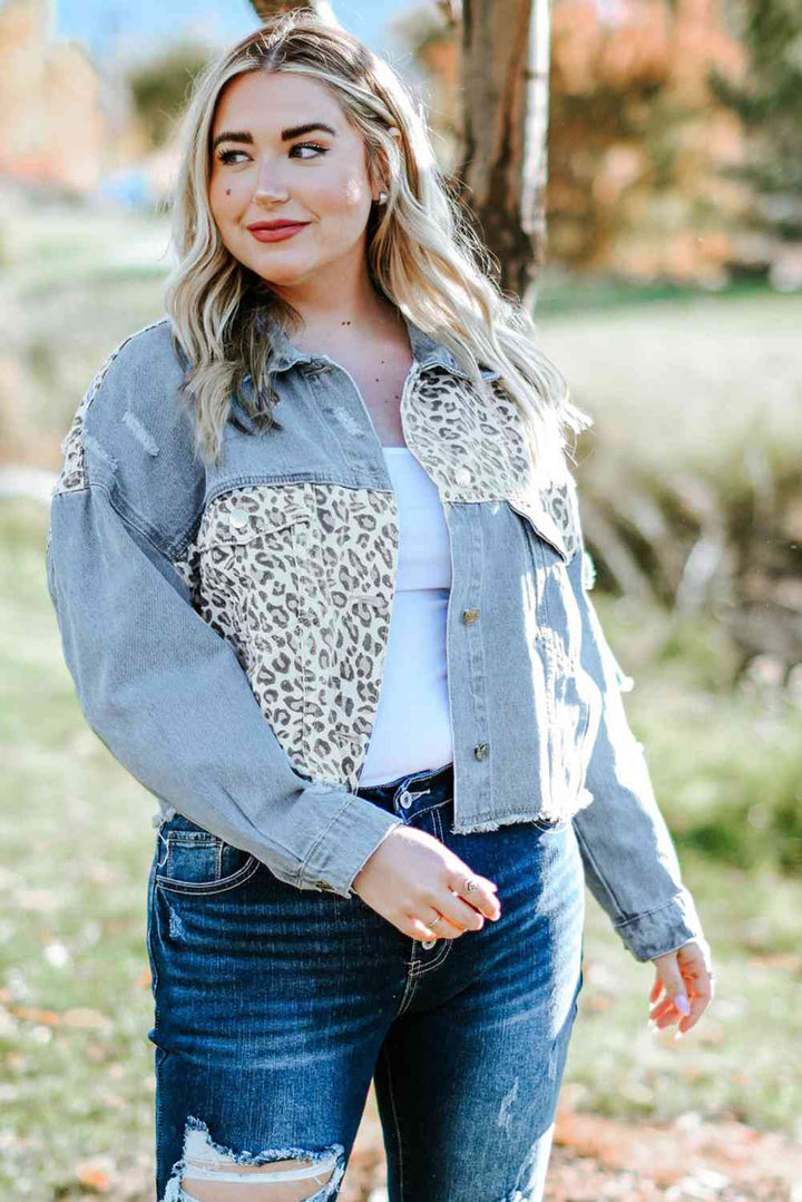 Stilla | Størrelse Leopard Raw Hem Distressed Spliced Denim Jakke