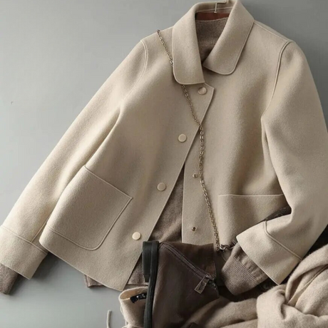 Stilla | Minimalistisk Button up Kort jakke Elegant Hverdagsoverfrakke