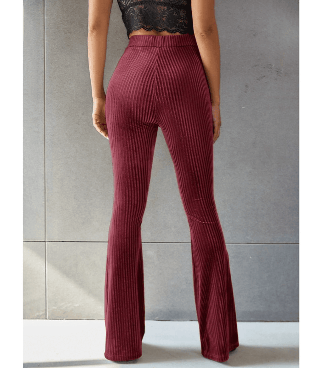 Stilla | Guld Velvet Pit Stribet Flare Bukser