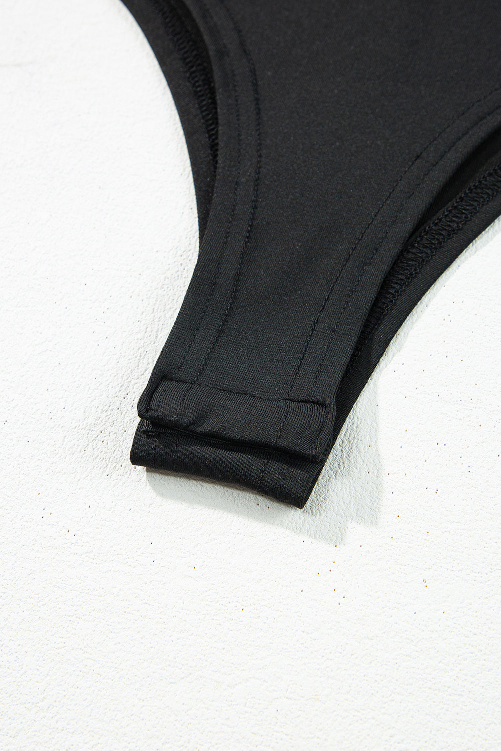 Stilla | Spids-langærmet-bodysuit