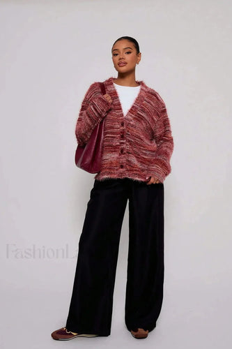 Stilla | Cozy Vintage Stribet Cardigan med V-Hals