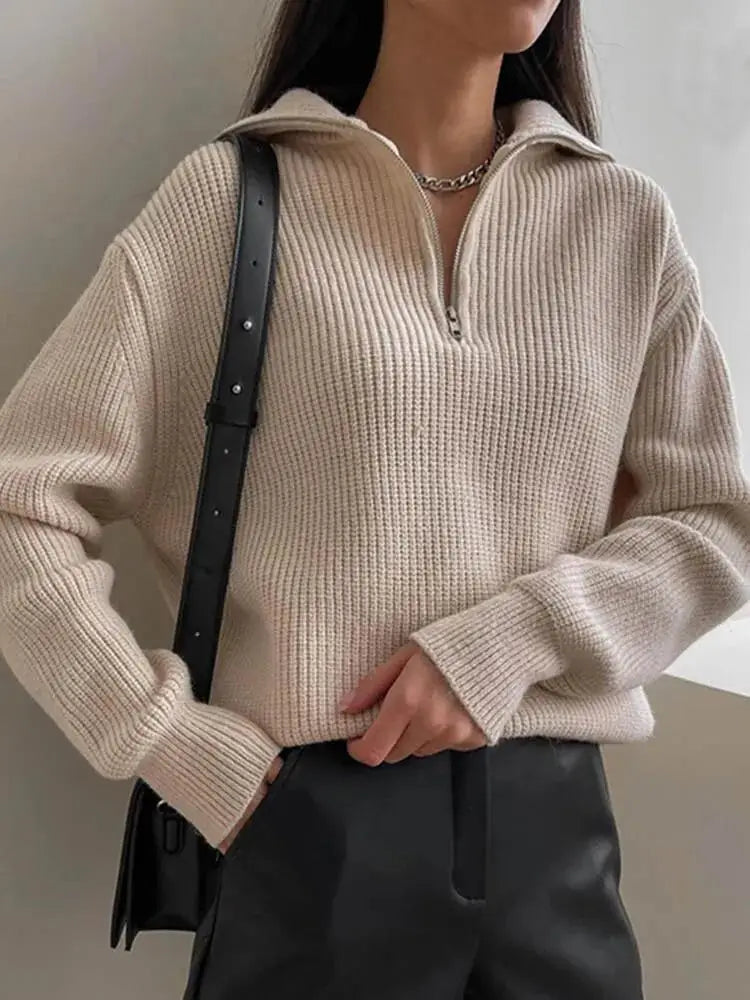 Stilla | Cozy Tykt Strik Sweater med Lynlås Krave til Afslappet Varme