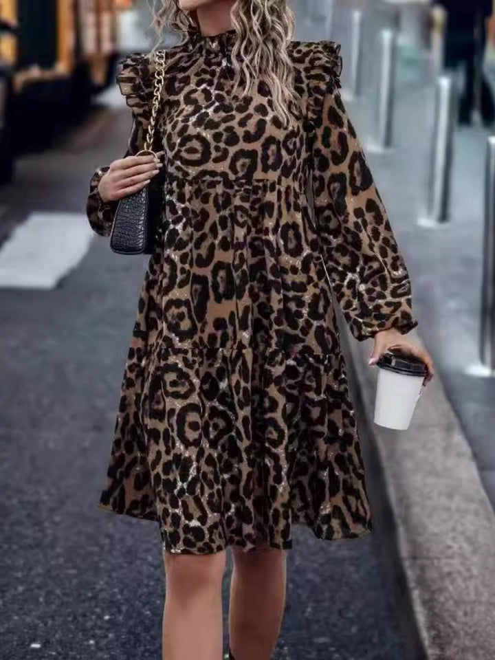 Stilla | Leopard Mock Neck Langærmet Mini Kjole
