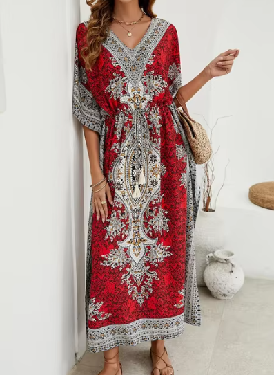 Stilla | Boho kjole med V-udskæring og korte ærmer