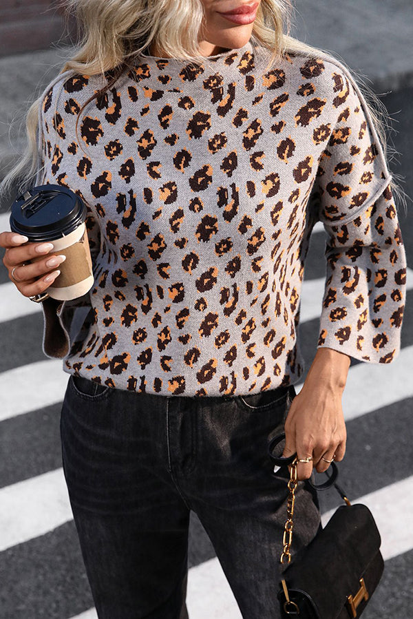 Stilla | Strikpullover med leopardmønster og løs rullekrave