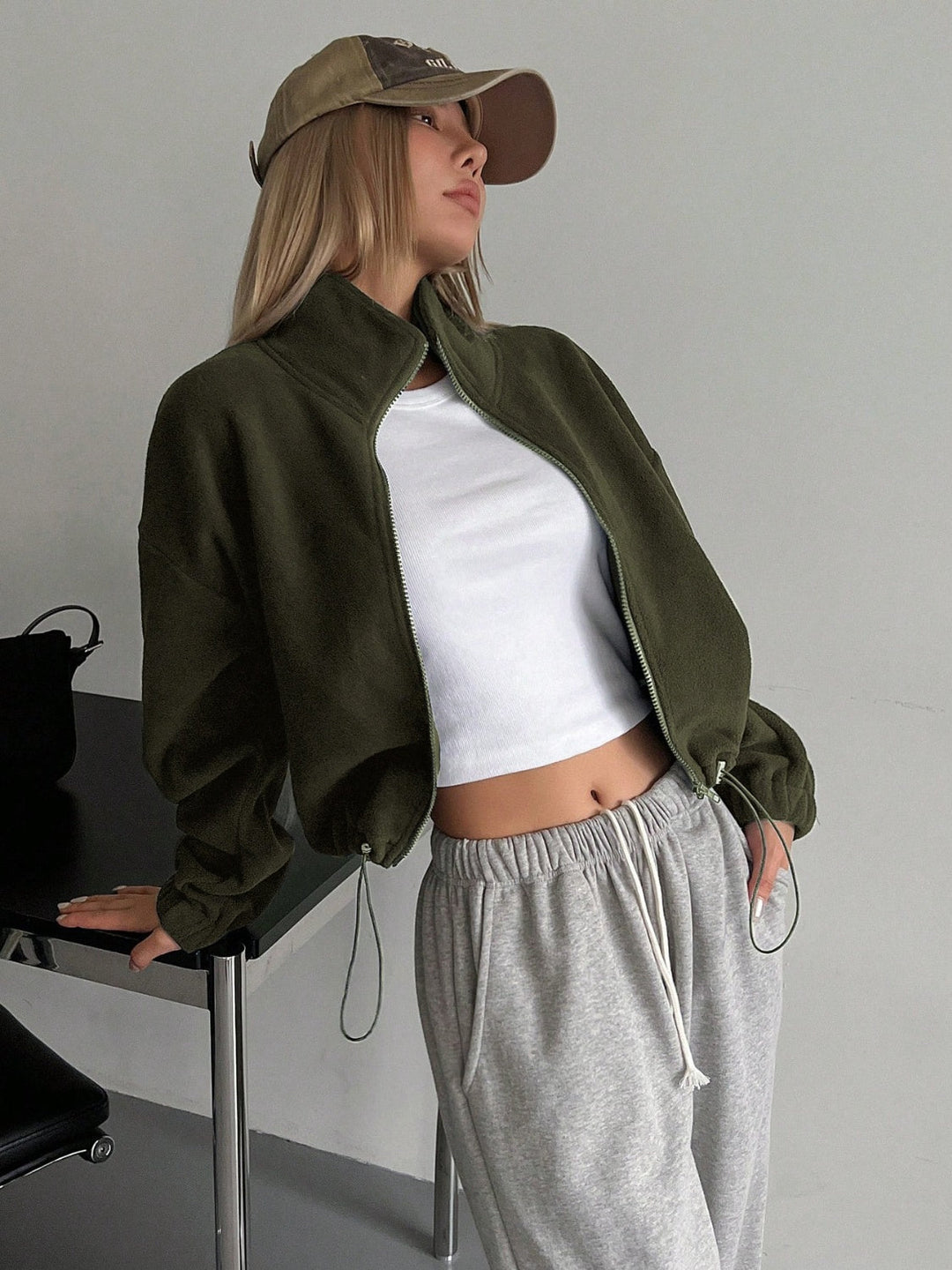 Stilla | Zip Up Langærmet Cropped Jakke