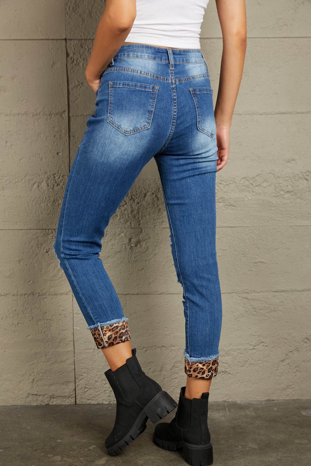 Stilla | Leopard Patch Distressed Cropped Jeans