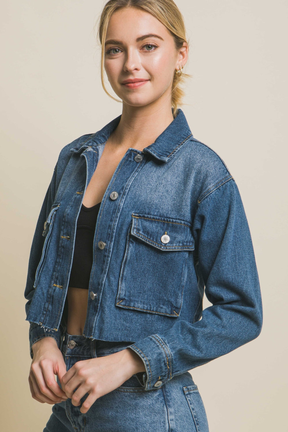 Stilla | Tree Raw Hem Knap up Cropped Denim Jakke