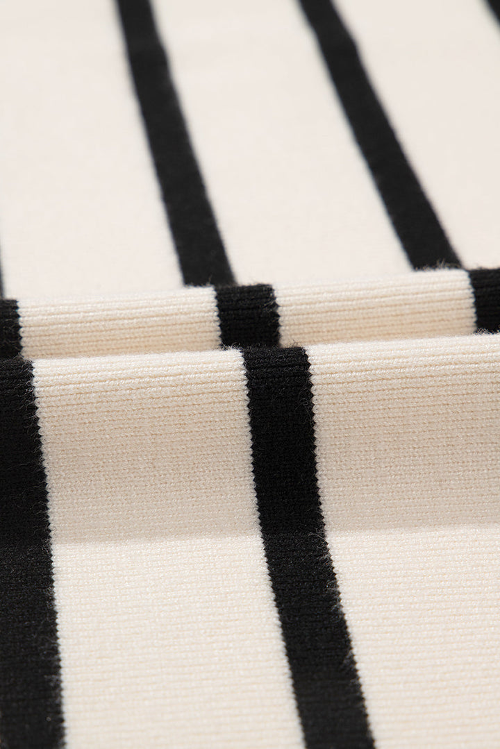 Stilla | Knap Op Rund Hals Cardigan