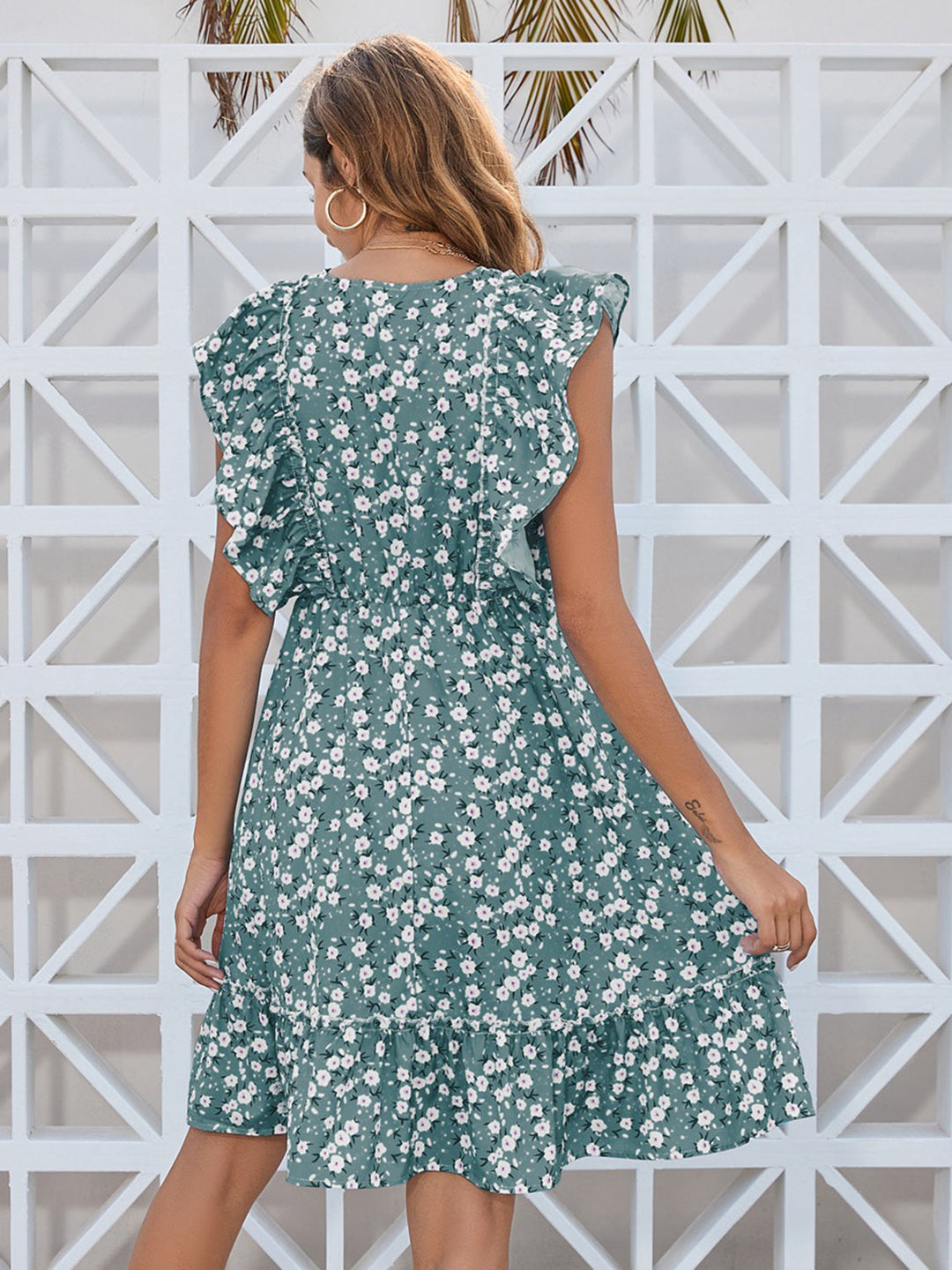 Stilla | Ditsy Floral Surplice Mini Kjole