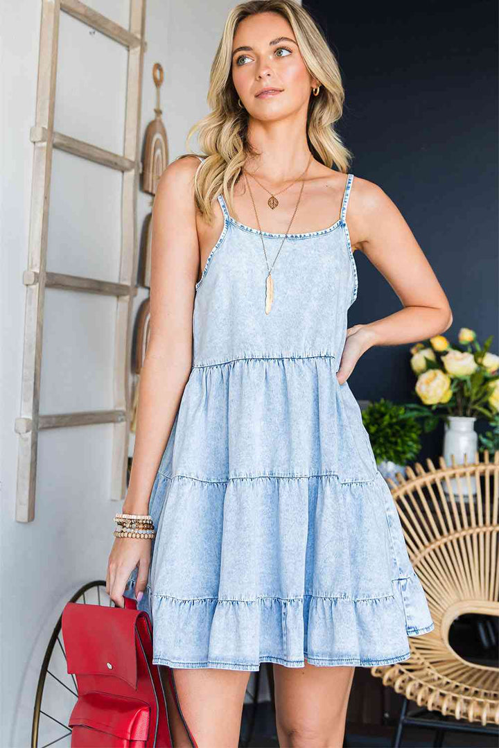 Stilla | Strop Tiered Denim Kjole
