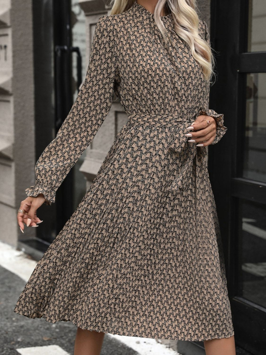 Stilla | Printet Mock Neck Flounce Sleeve Kjole