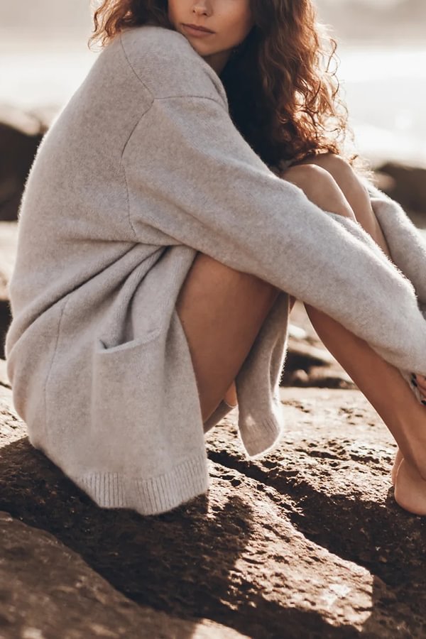 Stilla | Klar til efteråret strikjakke med lange ærmer og oversized lomme