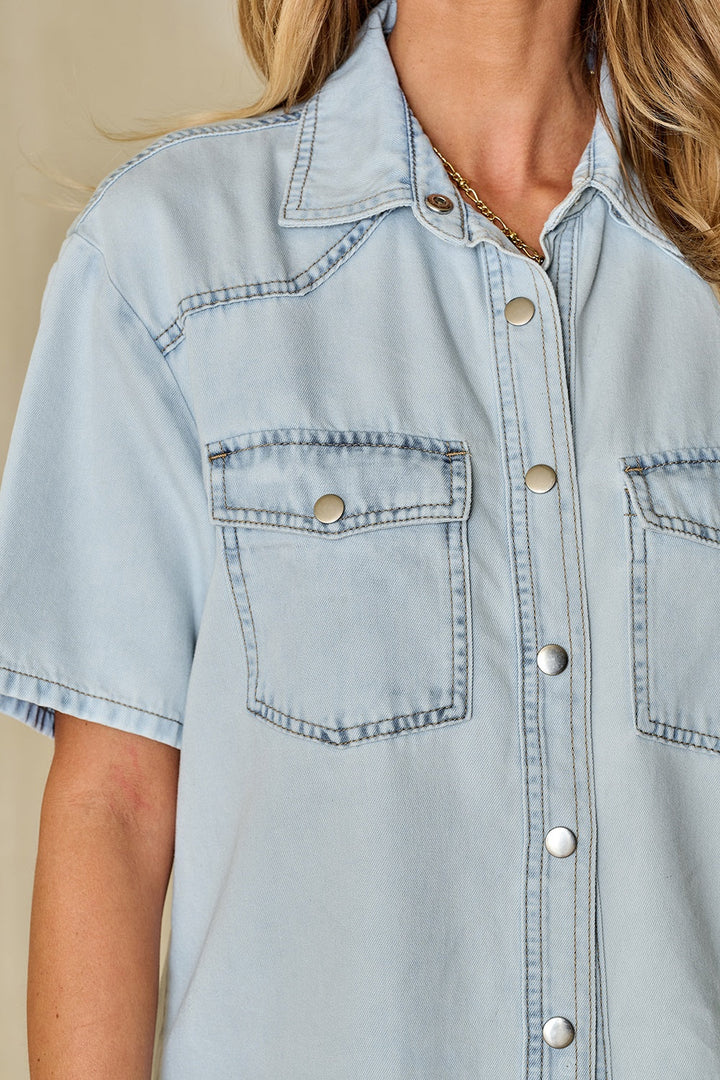 Stilla | Snap Down Korte Ærmer Denim Top