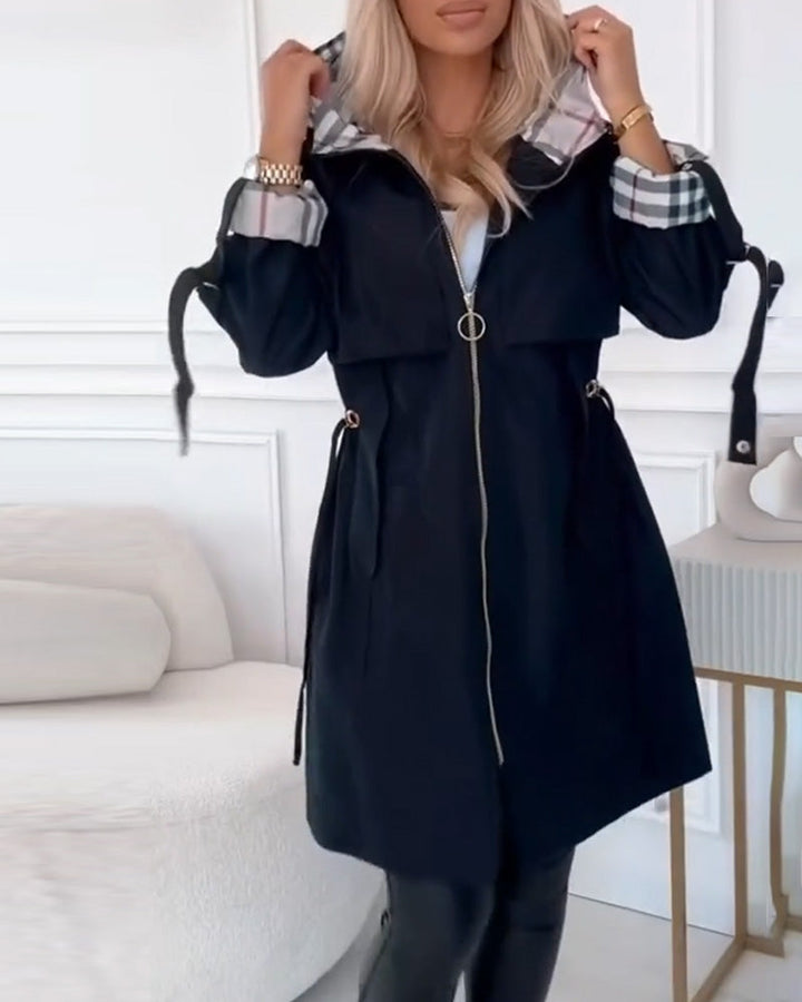 Stilla | Trenchcoat med hætte funktion