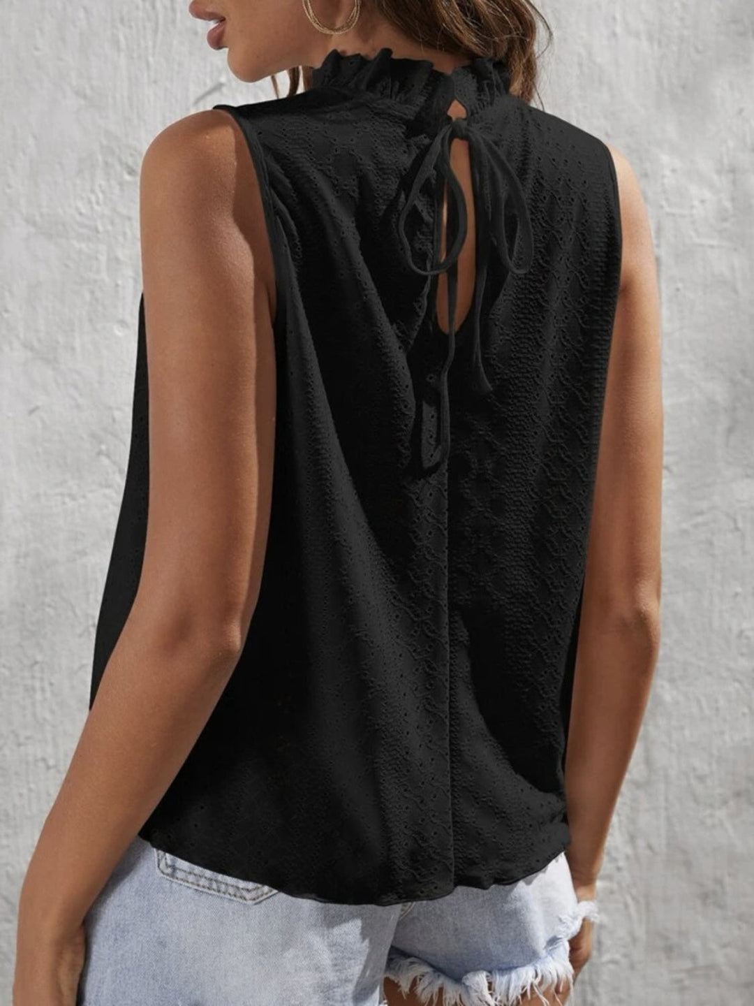 Stilla | Eyelet Mock Neck Tank