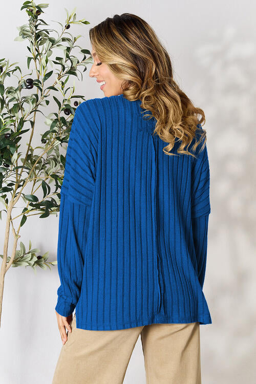 Stilla | Bae Full Size Ribbet Rund Hals Slids Strik Top