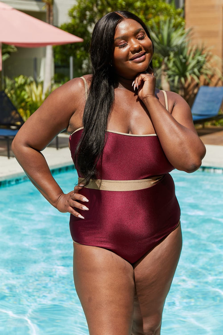 Stilla | West Swim Wave Break Contrast Trim One-piece I Vin