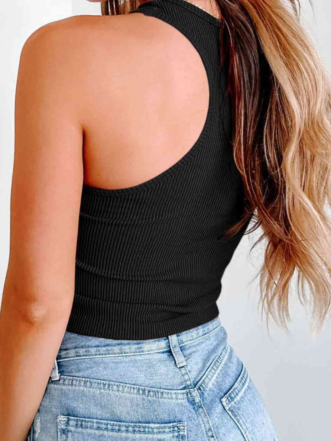 Stilla | Rund Hals Cropped Tank