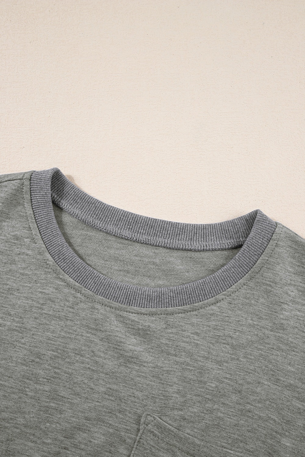 Stilla | V Hals Halv Ærme Slids T-Shirt