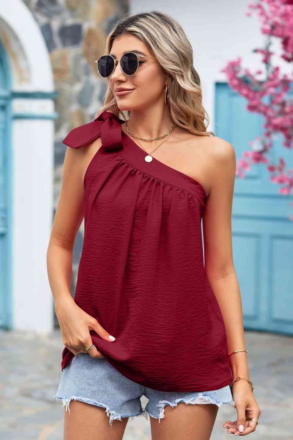 Stilla | One-shoulder Bluse