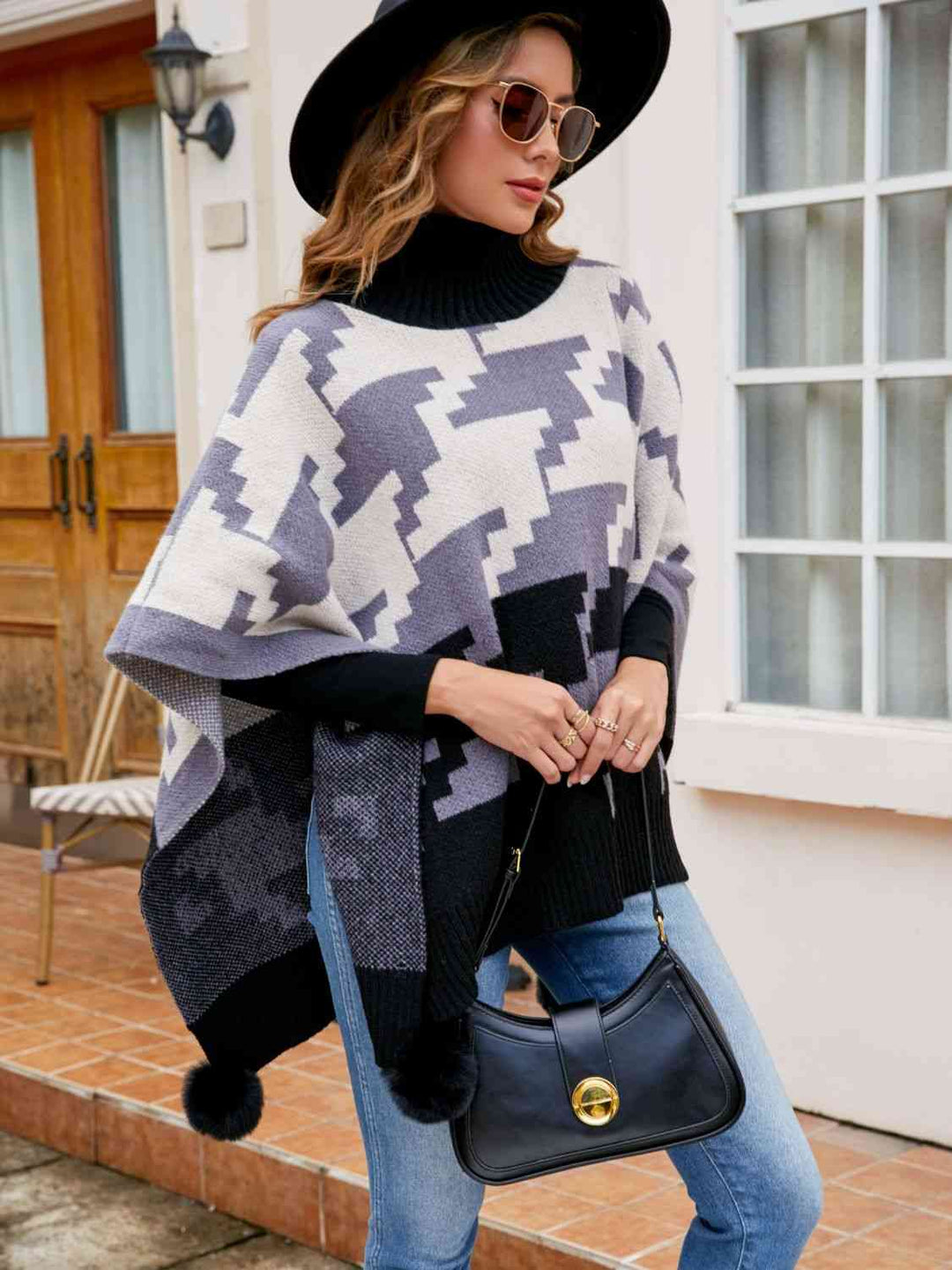 Stilla | Pom-pom Trim Poncho