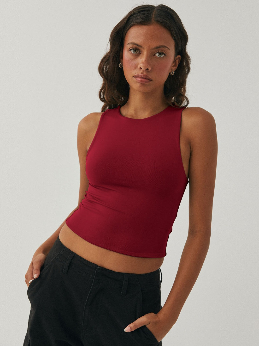 Stilla | V Hals Cropped Tank