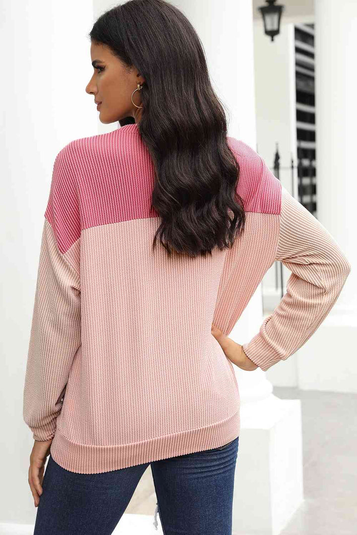 Stilla | Block Droppet Skulder T-shirt