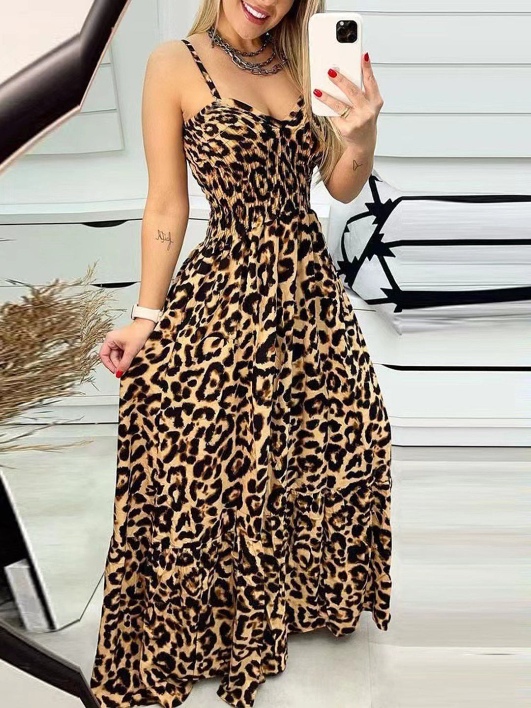 Stilla | Sweetheart Hals Cami Kjole