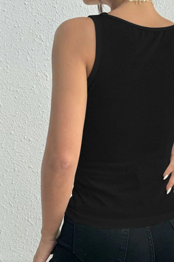Stilla | Detalje Firkanthals Bred Strop Tank