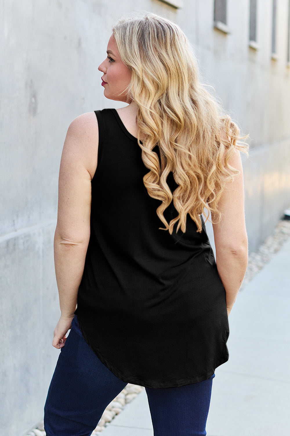 Stilla | Bae Bamboo Full Size Rund Hals Tanktop