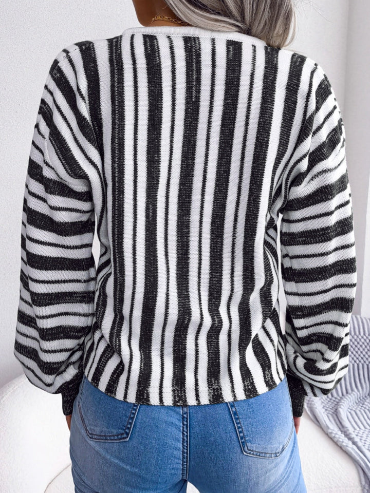 Stilla | Stribet Pullover Med Lange Ærmer og Snøring
