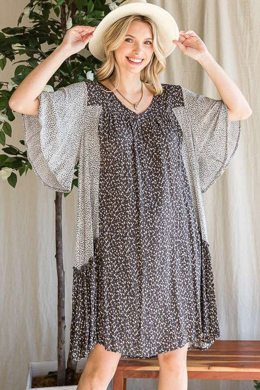 Stilla | Print Ruffle Kjole
