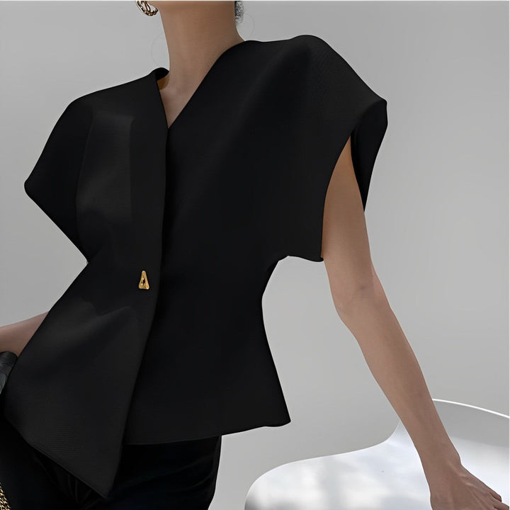 Stilla | Tætsiddende top med asymmetrisk design