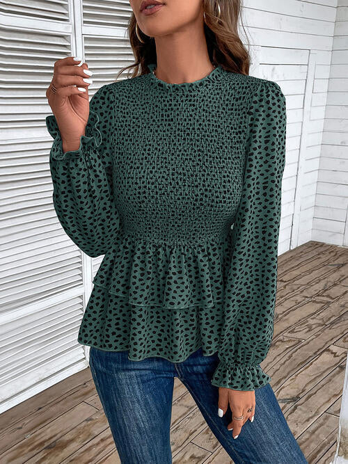 Stilla | Rund hals Smocket Flounceærme T-shirt