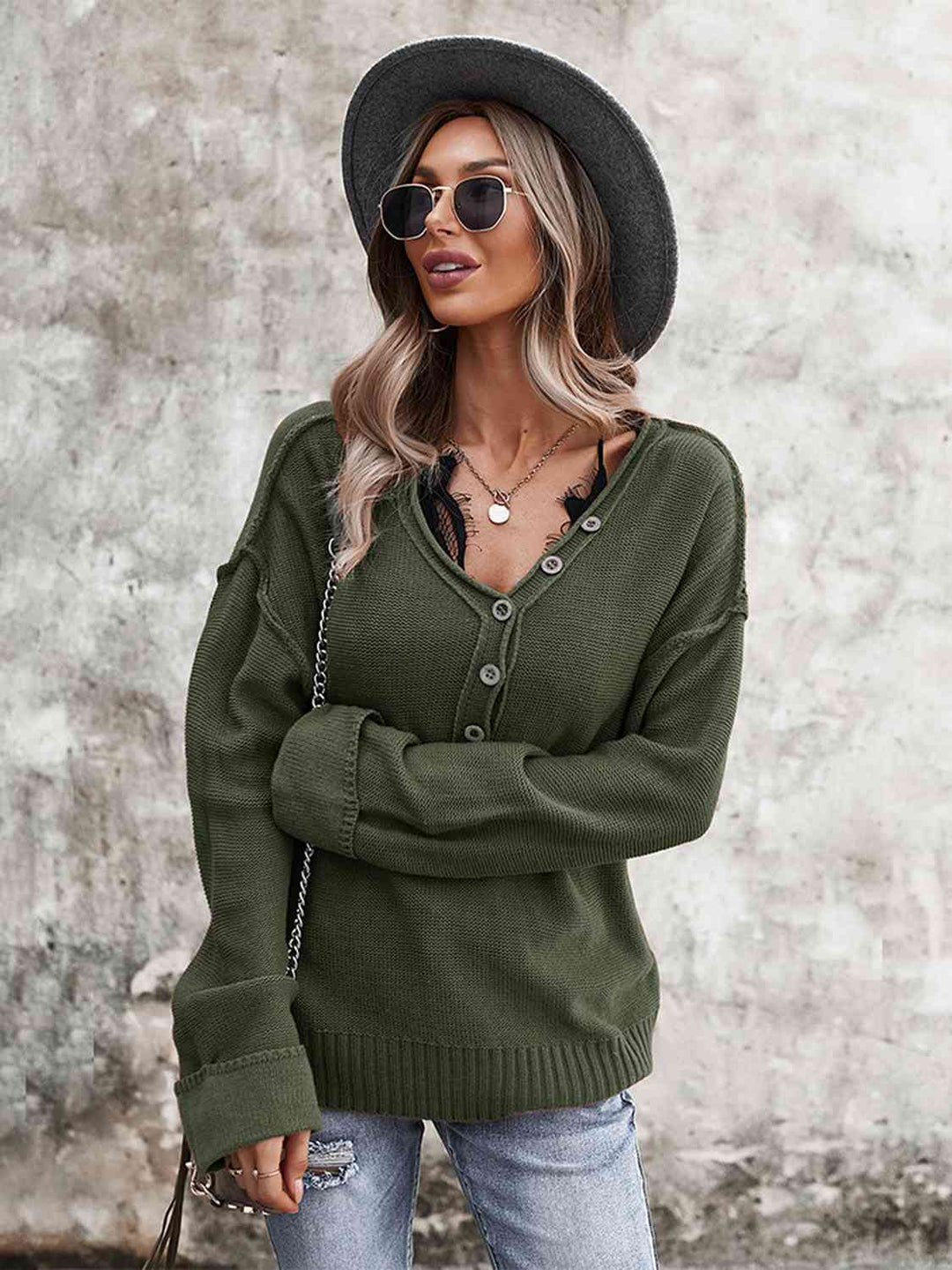 Stilla | Exposed Seam Knit Top