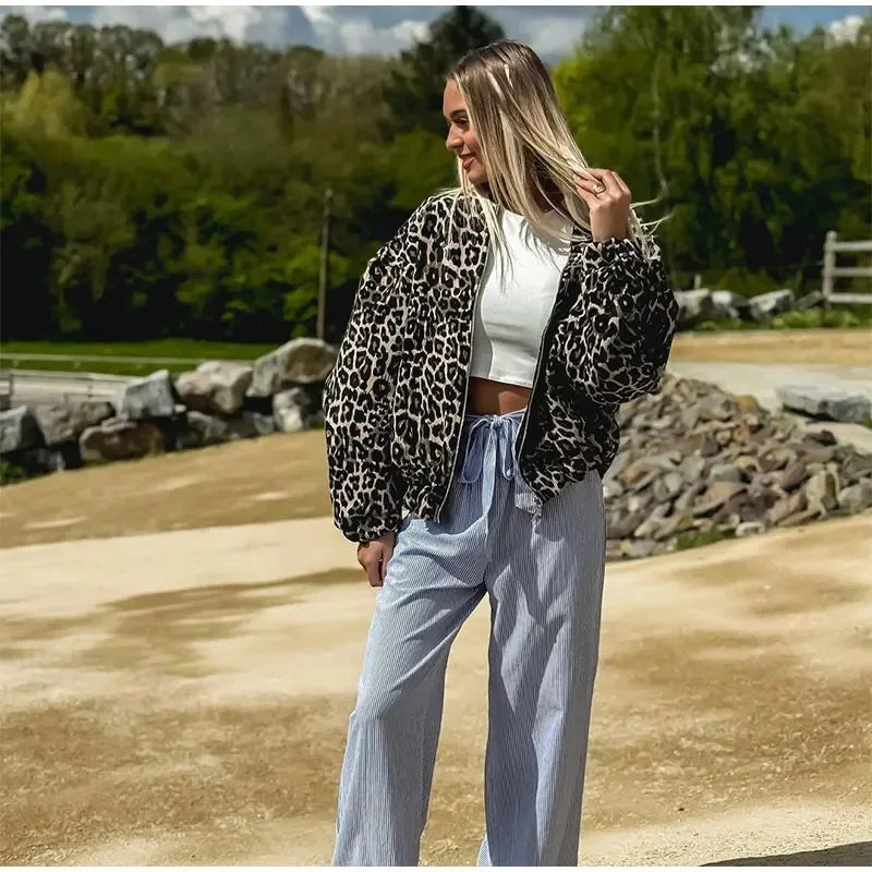 Stilla | Modern Elegant Letvægts Kvindejakke