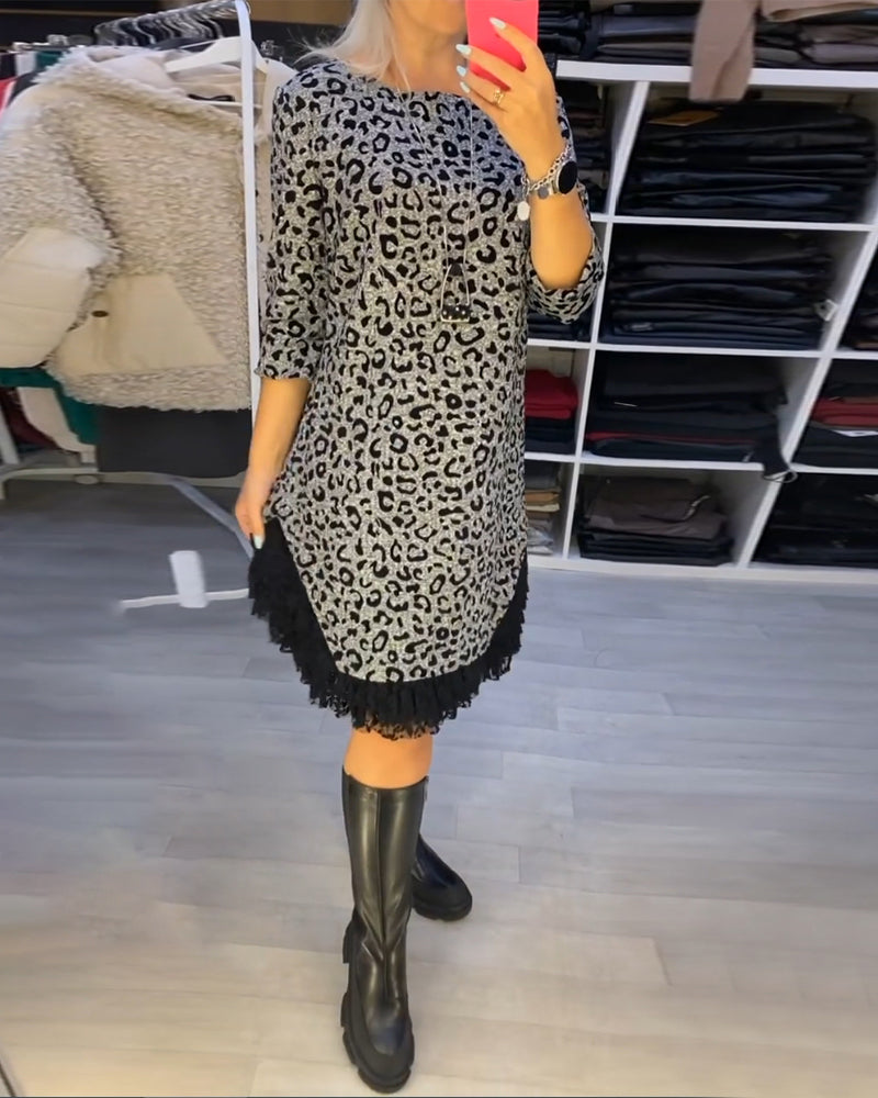 Stilla | stilfuld kjole med leopardmønster