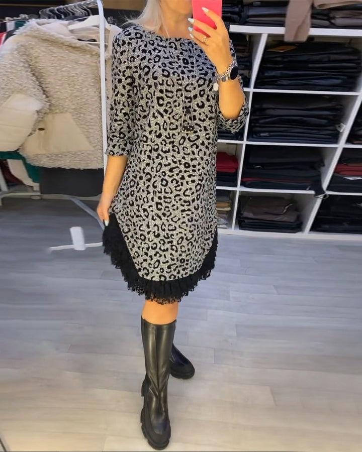 Stilla | stilfuld kjole med leopardmønster